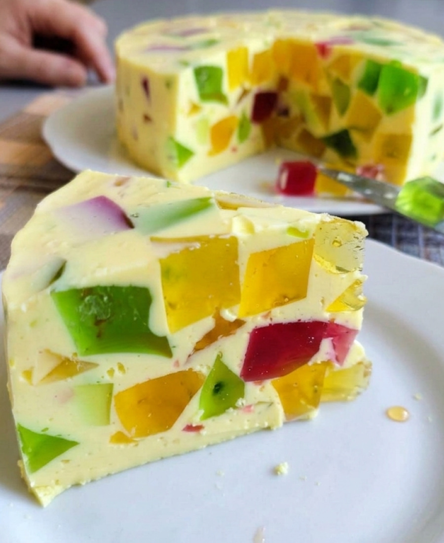 Такий десерт прикрасить будь-який стіл! Желейний торт “Бите скло” за рецептом української господині