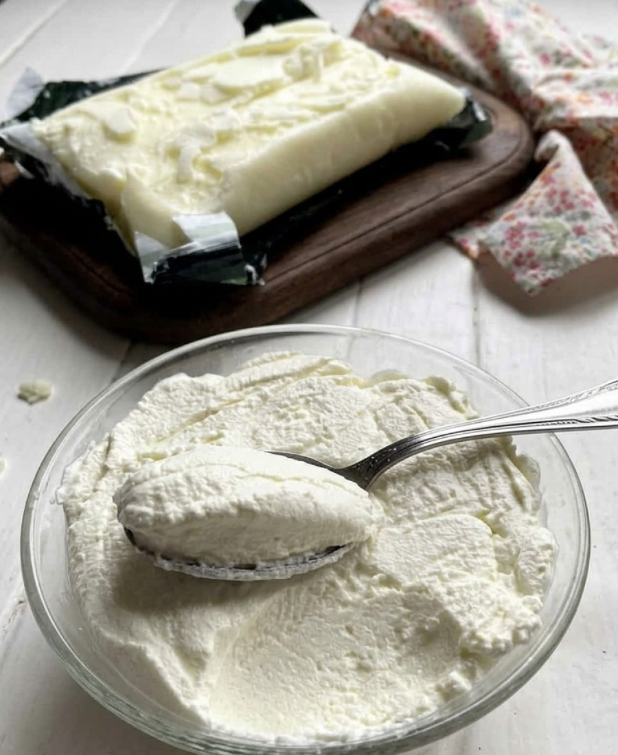 Як приготувати дорогий сир за копійки, потрібен лише кефір: найпростіший рецепт